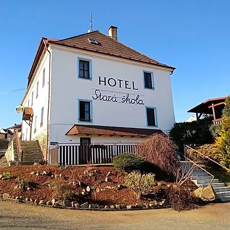 Stara Skola Na Sumave Otel Hořice na Šumavě